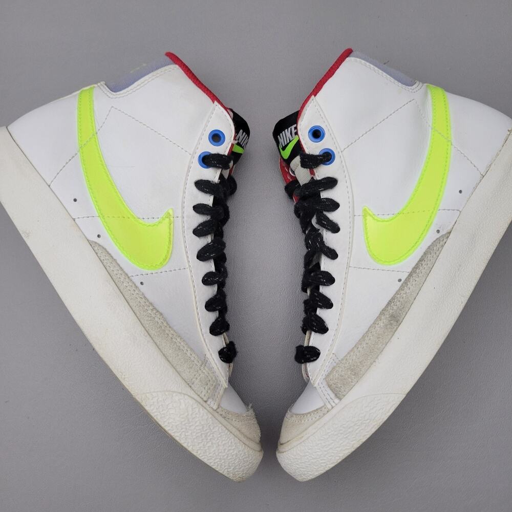 Nike Blazer Mid '77 Shoes Youth Size 5Y White High Top Sneakers DV2234-100